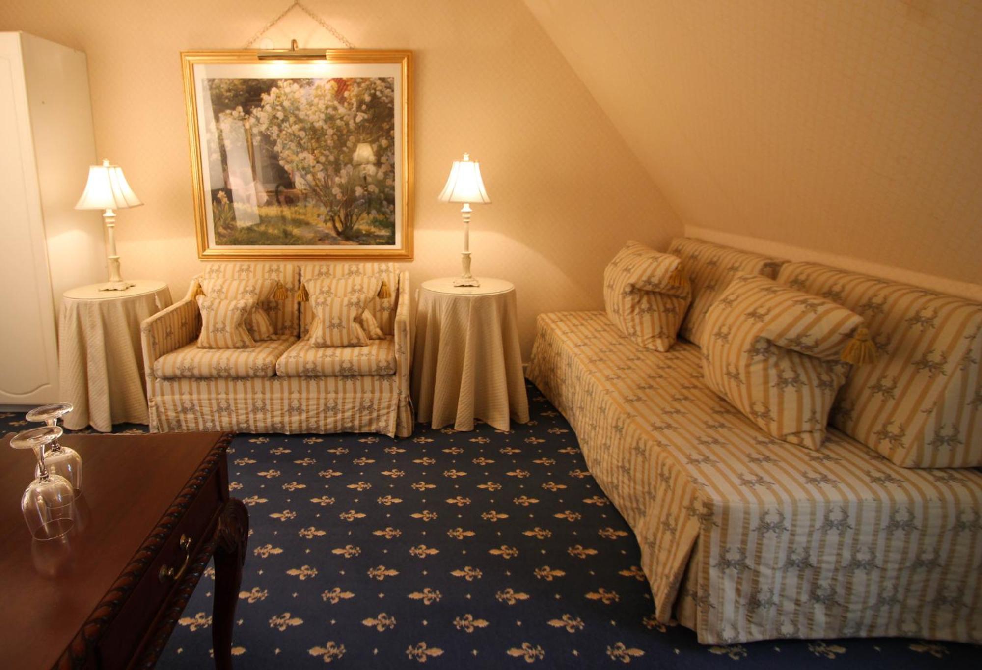 Store Restrup Manor House Стая снимка